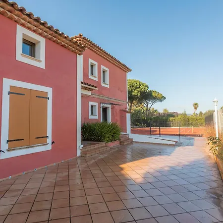 28 Maria Levy's Villa