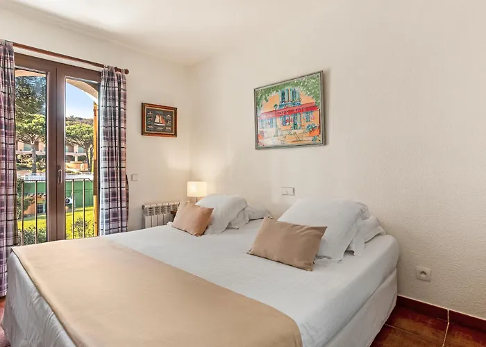 Villa 28 Maria Levy's *